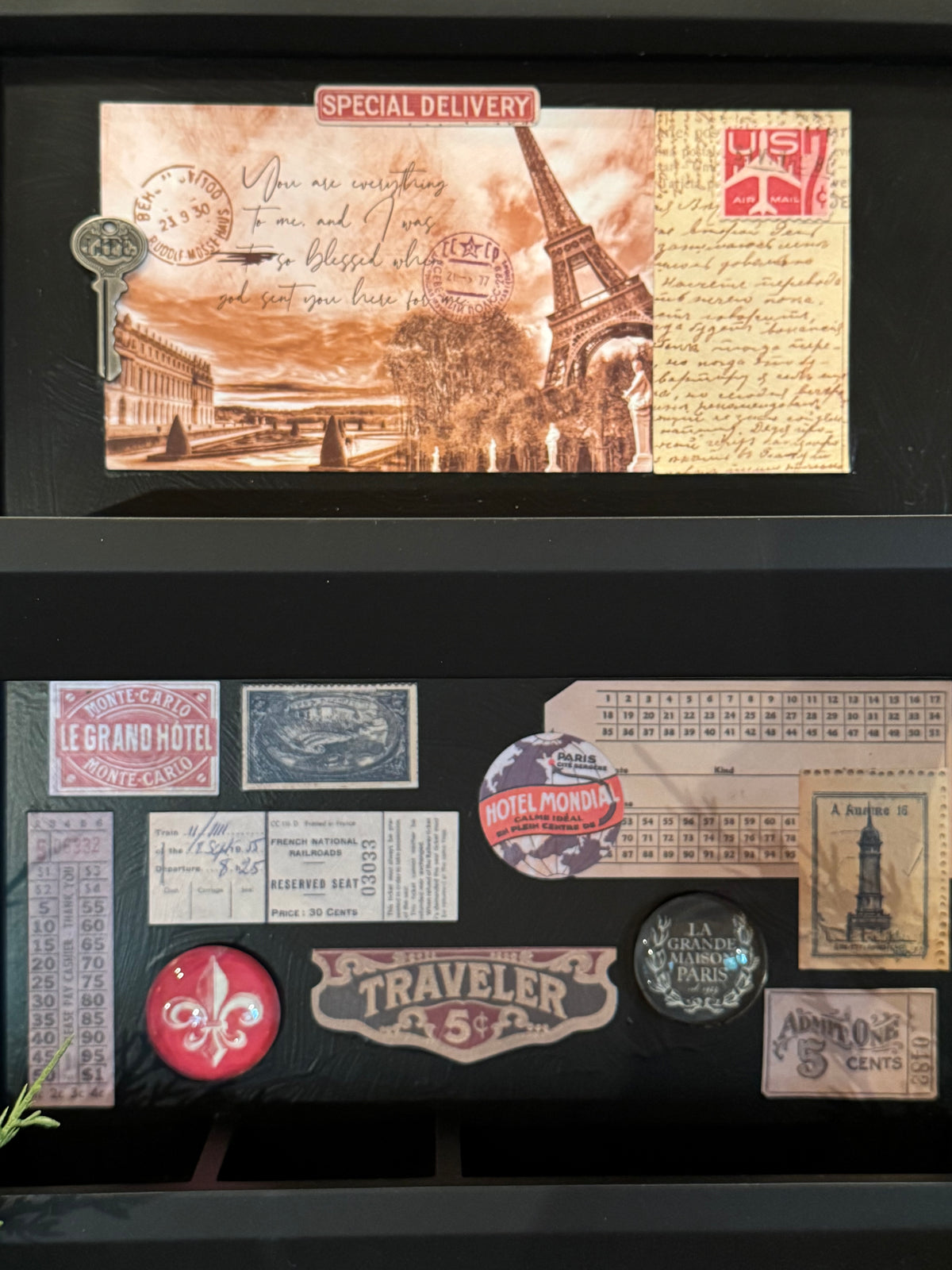 Vintage Key & Message Board | Rustic Entryway Organization Decor