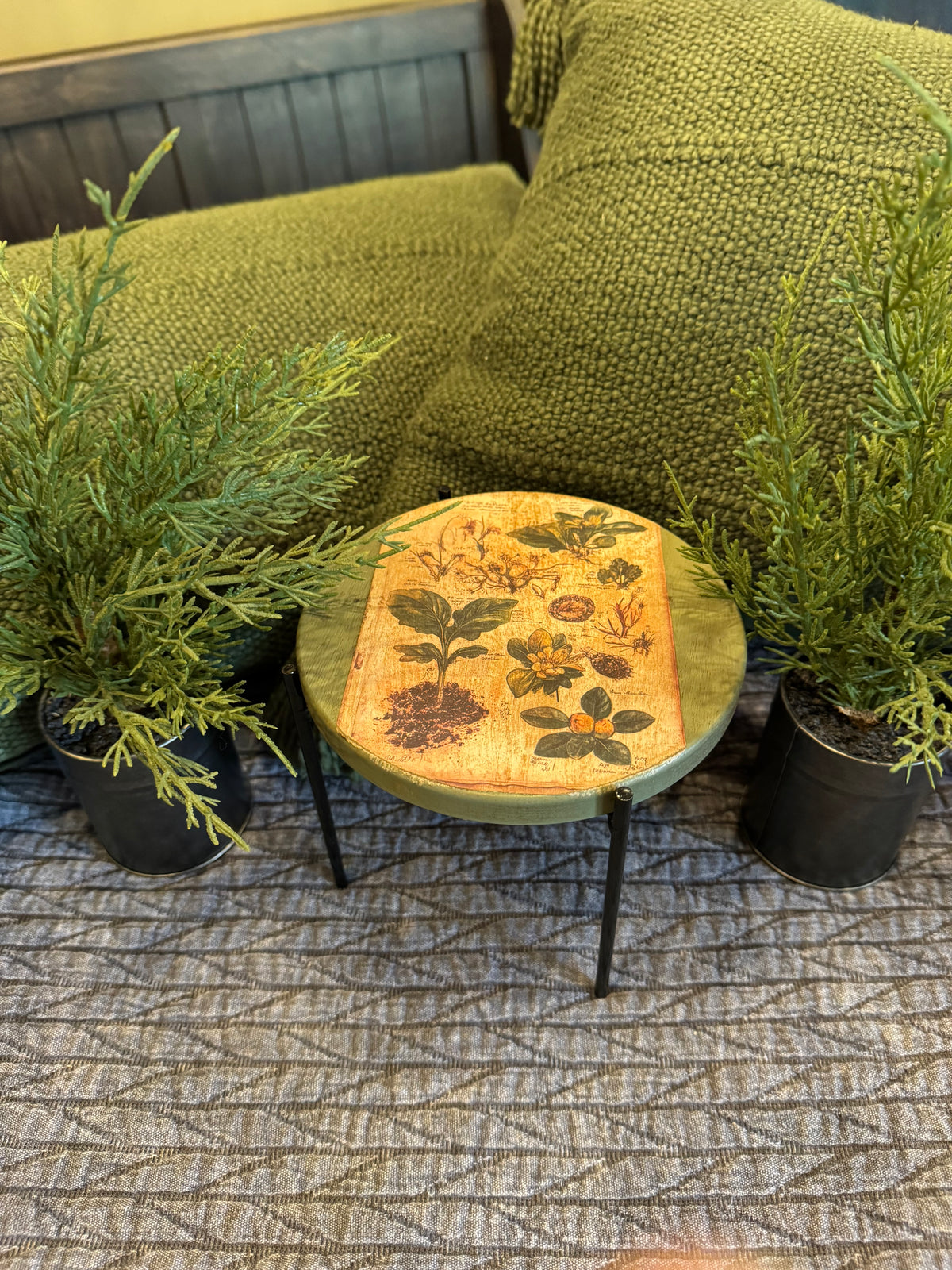 Small Vintage Riser Planter | Cottagecore Tabletop Decor