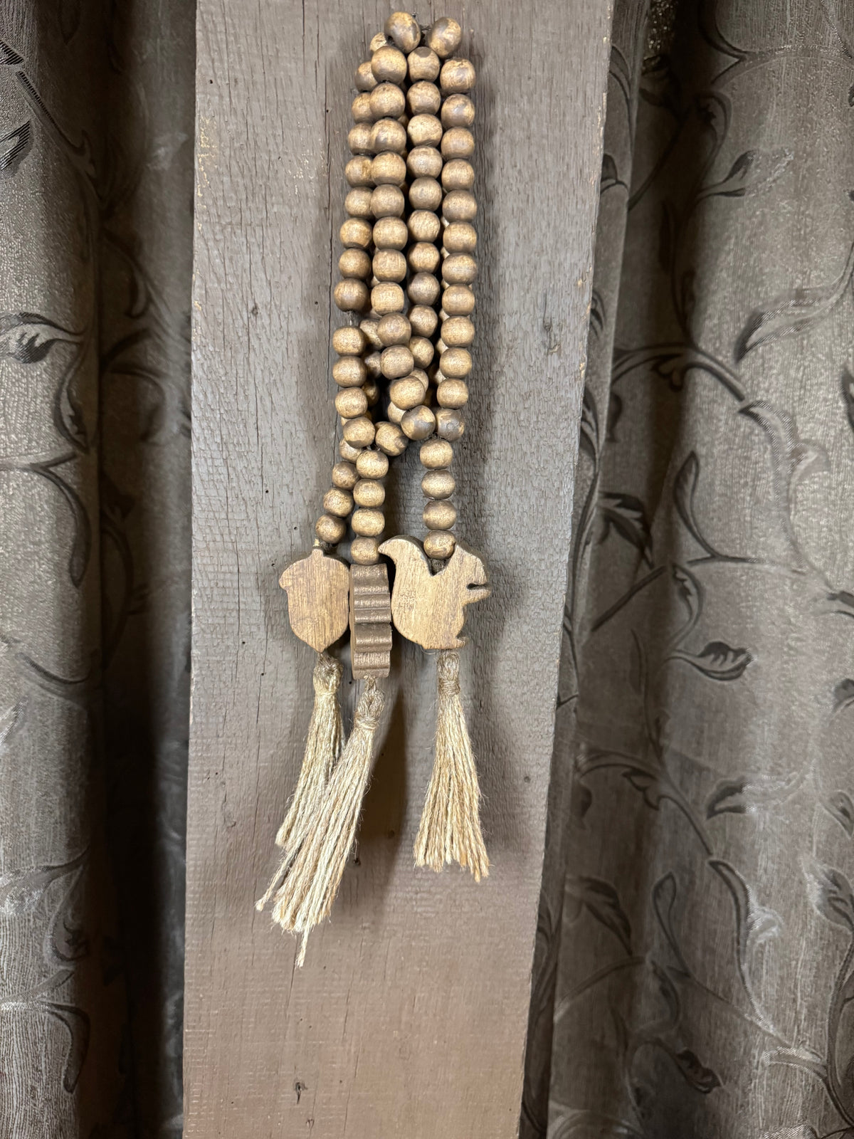 Squirrel-Acorn-Leaf wood bead tie-backs