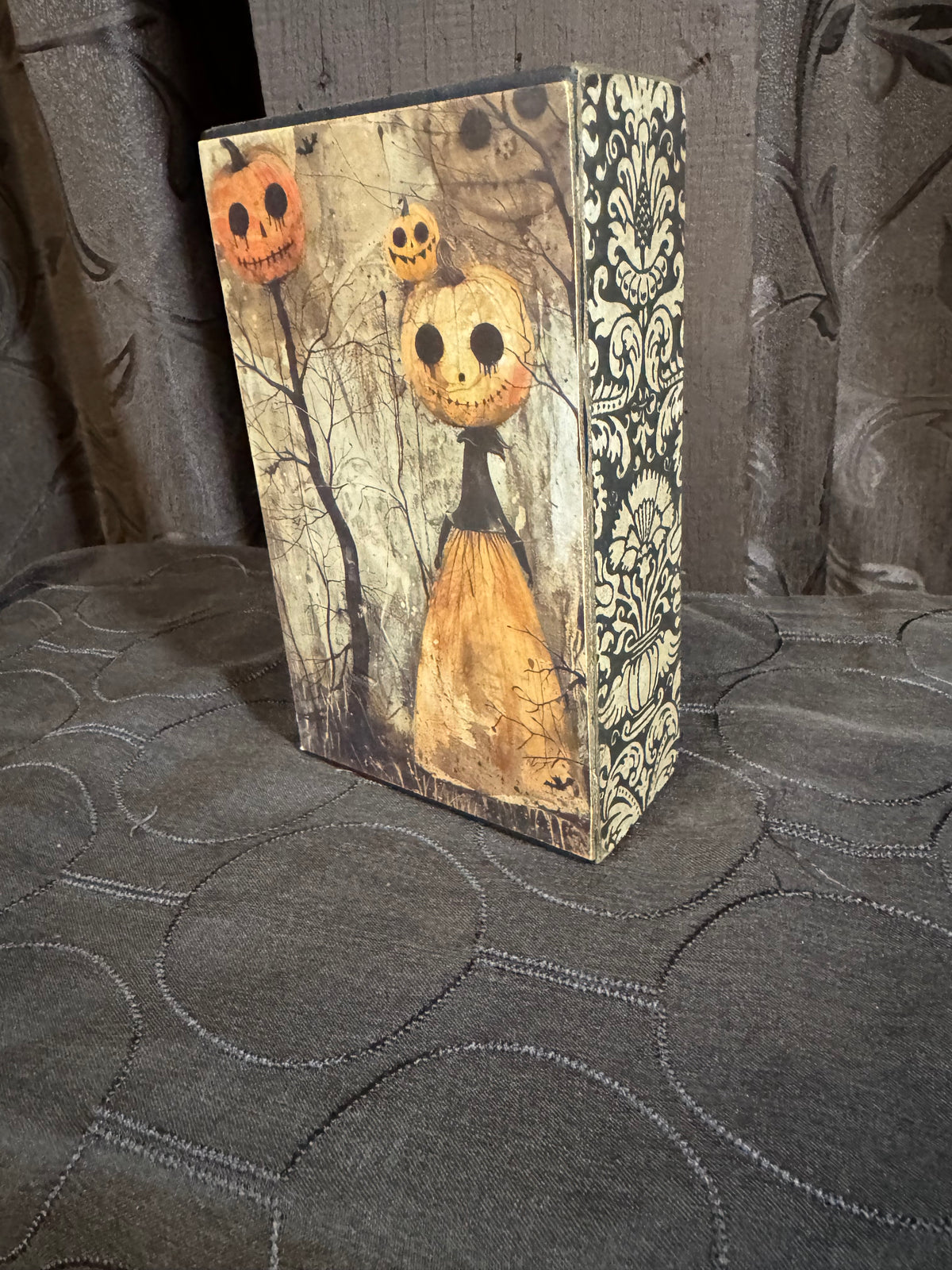 Pumpkinhead wood decor