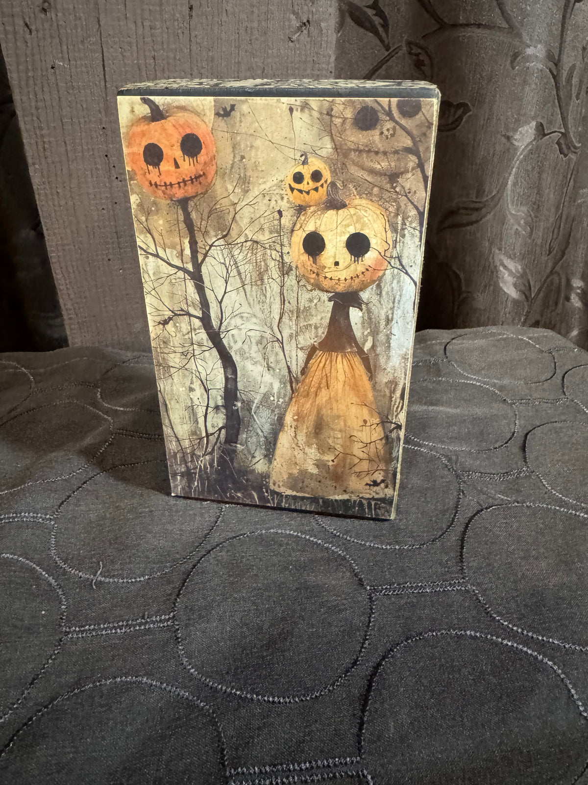 Pumpkinhead wood decor