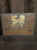 Butterfly Riser cutting board