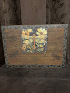 Butterfly Riser cutting board