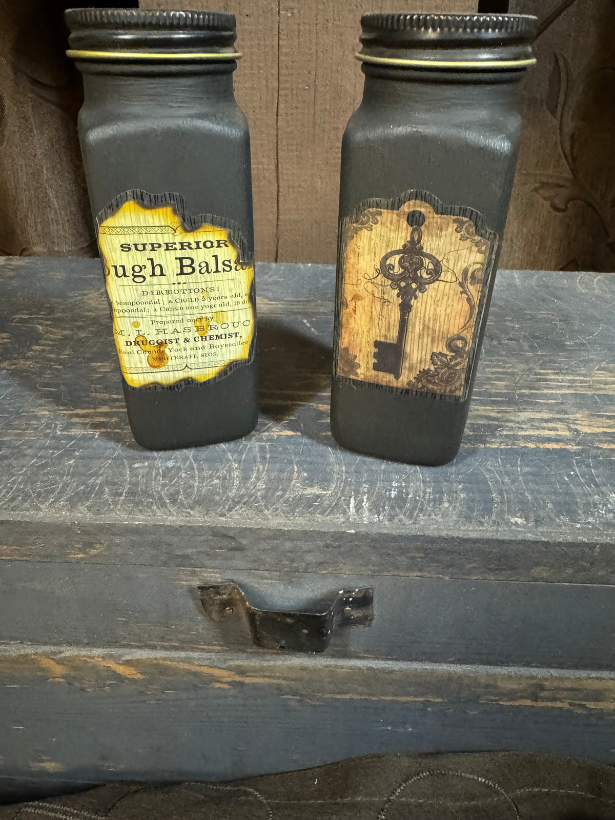 W since 1868 Apothecary